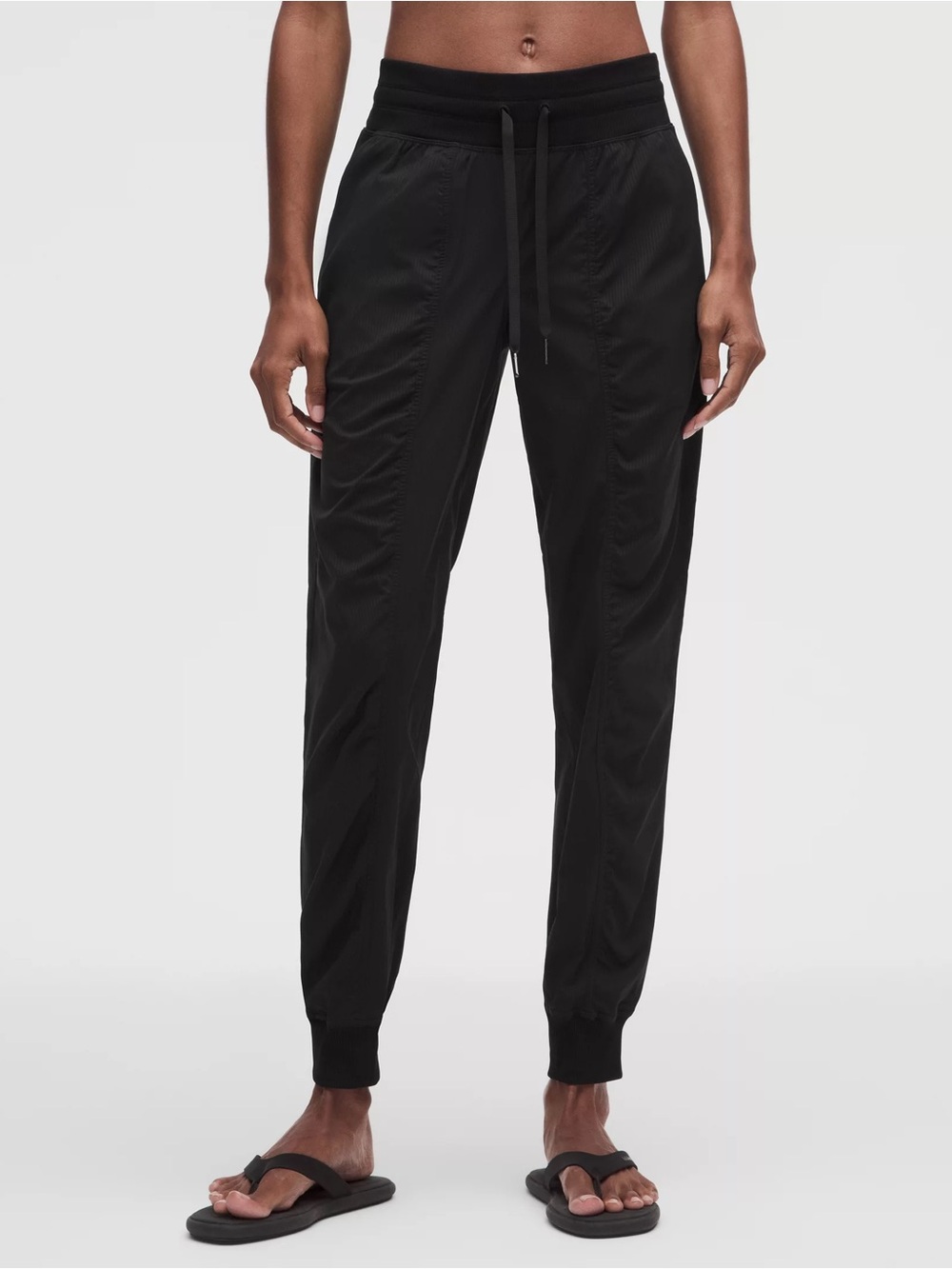 Lululemon Dance Studio Jogger size 6
Black
